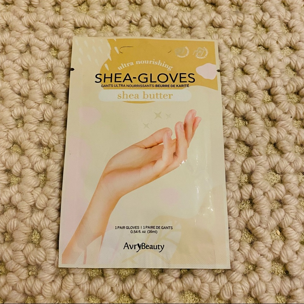 NWT AvryBeauty Hans Mask with Shea Butter Smoothening and Ultra Nourishing